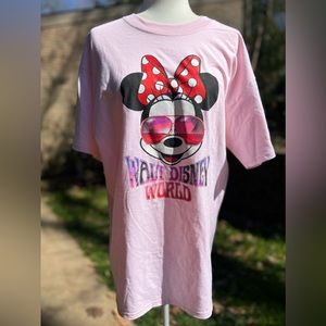 NWT Minnie Mouse Disney World T shirt Size L